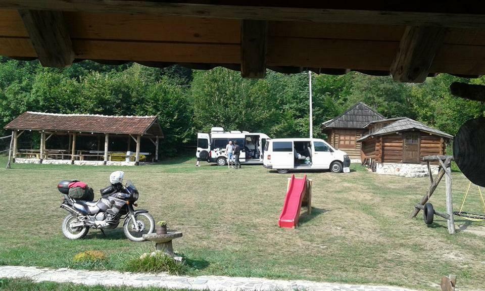 Etno Kuce Miljevic Hotell Sipovo Exteriör bild