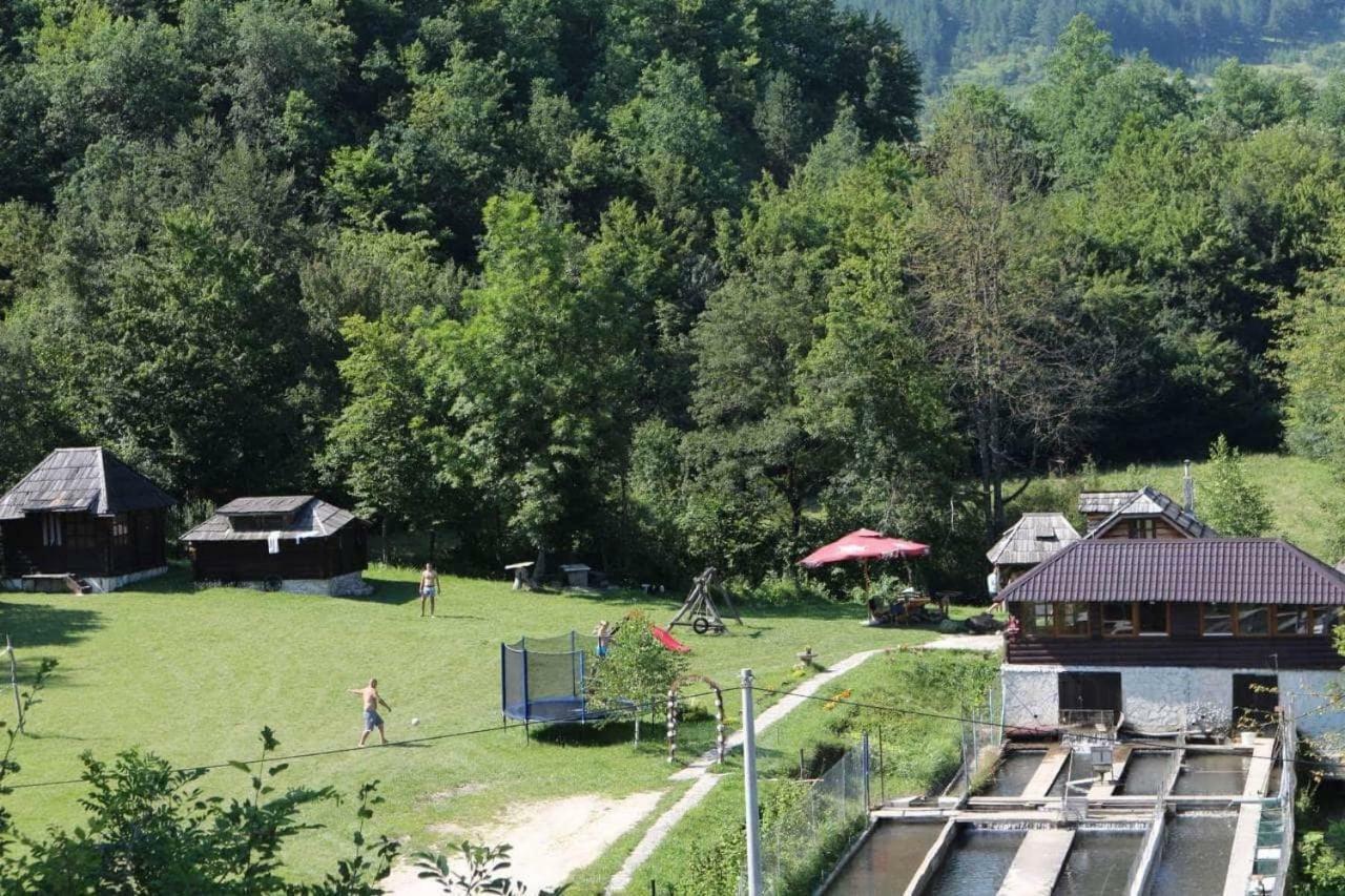 Etno Kuce Miljevic Hotell Sipovo Exteriör bild